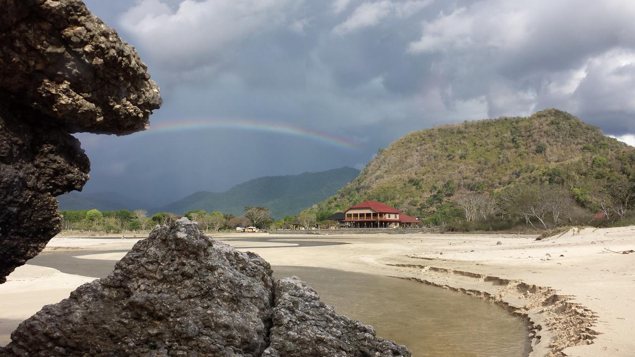 Villa Surga Sumbawa Sekongkang ภายนอก รูปภาพ